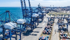 国际海运，海运码头，海运起重机