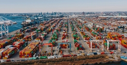 数据亮眼!亚欧国际海运集装箱货运量同比涨16%(刷新历史纪录) 数据亮眼!亚欧国际海运集装箱货运量同比涨16%(刷新历史纪录)